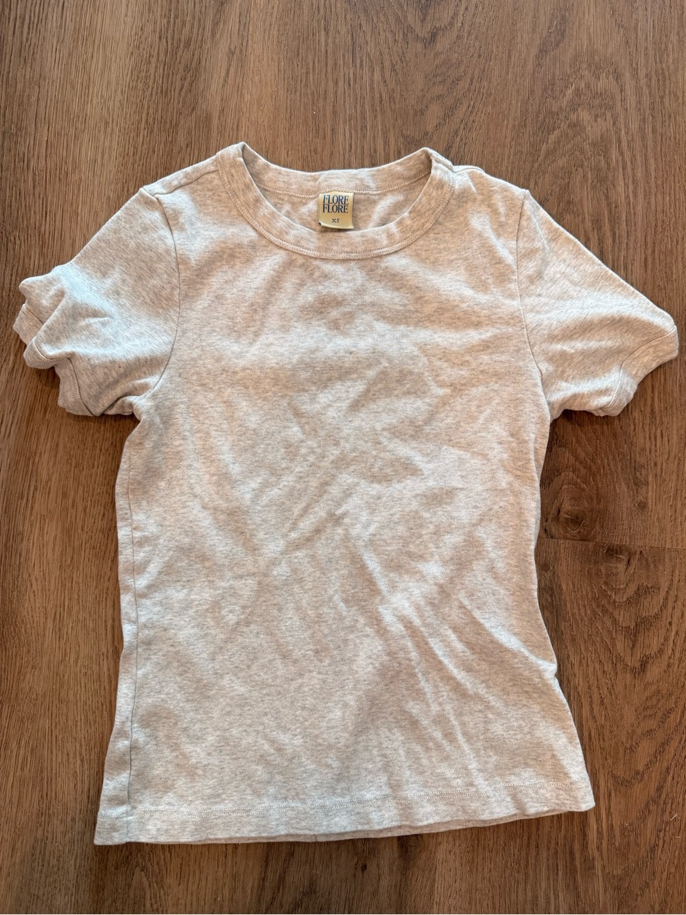 flore flore t shirt grey like new condition